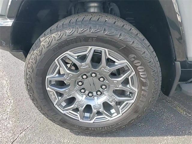 used 2025 GMC HUMMER EV SUV car, priced at $82,996