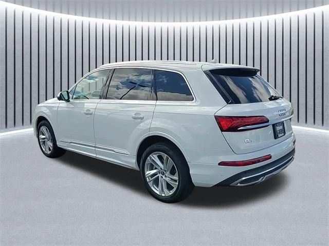 used 2023 Audi Q7 car, priced at $33,395
