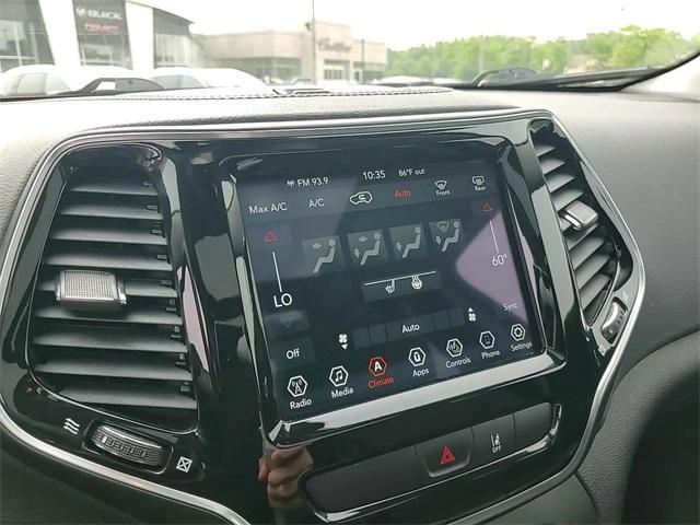 used 2022 Jeep Cherokee car, priced at $27,194