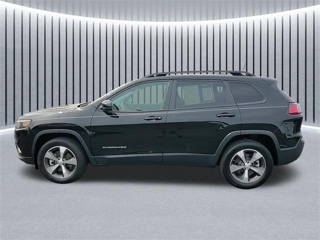 used 2022 Jeep Cherokee car, priced at $27,194