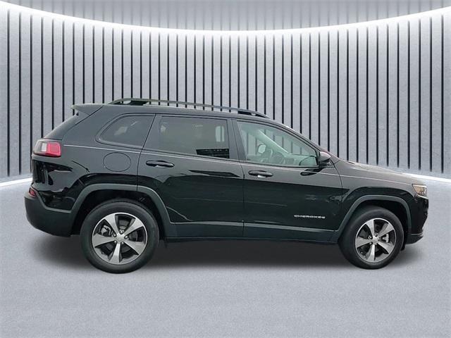 used 2022 Jeep Cherokee car, priced at $27,194