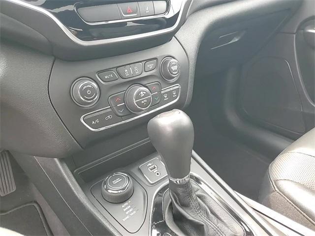 used 2022 Jeep Cherokee car, priced at $27,194