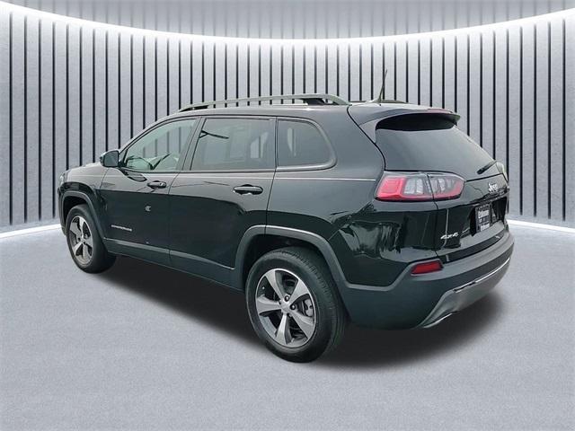 used 2022 Jeep Cherokee car, priced at $27,194