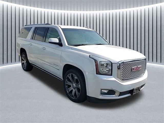 used 2017 GMC Yukon XL car, priced at $25,196