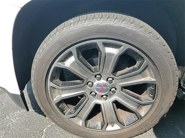used 2017 GMC Yukon XL car, priced at $25,196