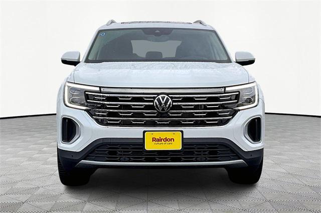 new 2025 Volkswagen Atlas car, priced at $49,291