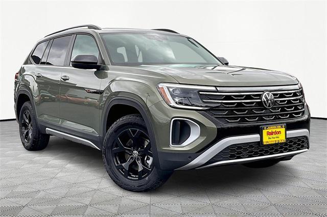 new 2025 Volkswagen Atlas car, priced at $46,997