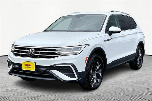 new 2024 Volkswagen Tiguan car, priced at $33,721