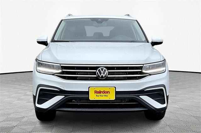 new 2024 Volkswagen Tiguan car, priced at $33,721