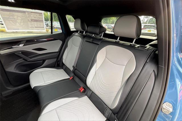 new 2025 Volkswagen Tiguan car, priced at $38,350