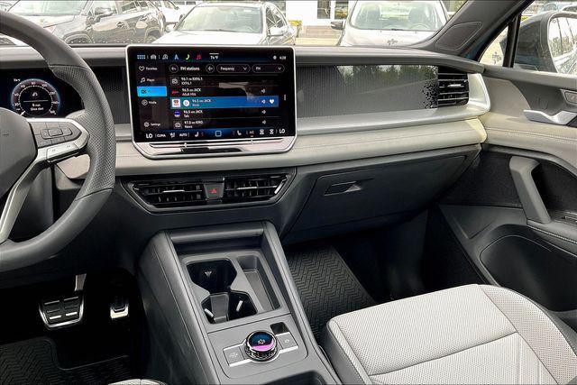 new 2025 Volkswagen Tiguan car, priced at $39,100