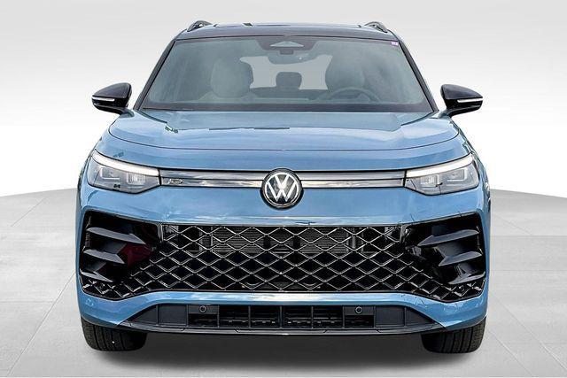 new 2025 Volkswagen Tiguan car, priced at $39,100