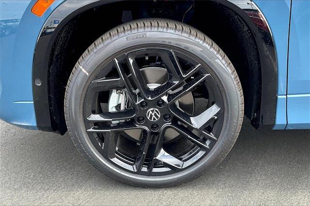 new 2025 Volkswagen Tiguan car, priced at $38,350