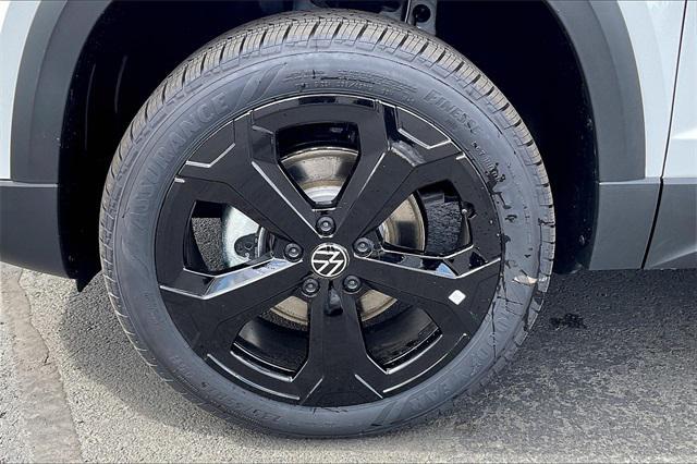 new 2025 Volkswagen Taos car, priced at $35,988