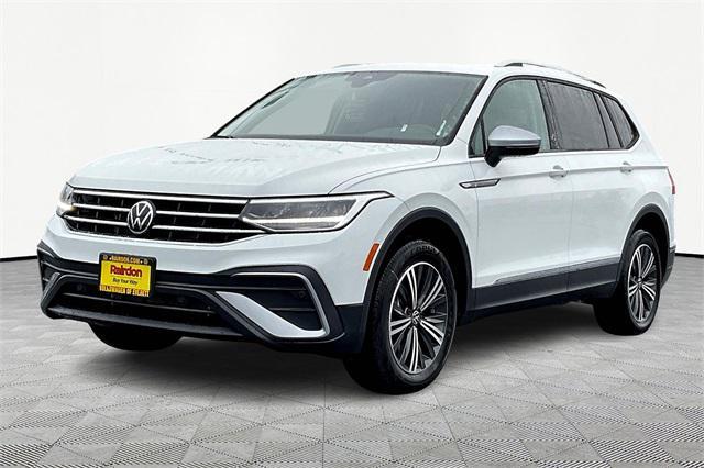 new 2024 Volkswagen Tiguan car, priced at $33,256