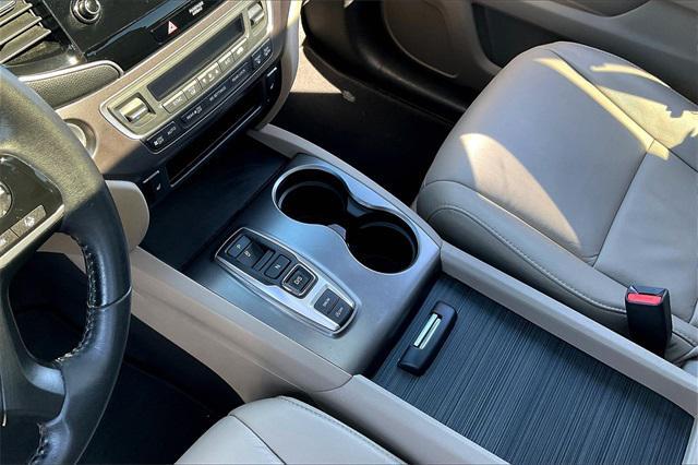 used 2022 Honda Pilot car, priced at $24,477