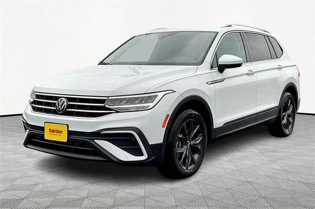 new 2024 Volkswagen Tiguan car, priced at $33,721