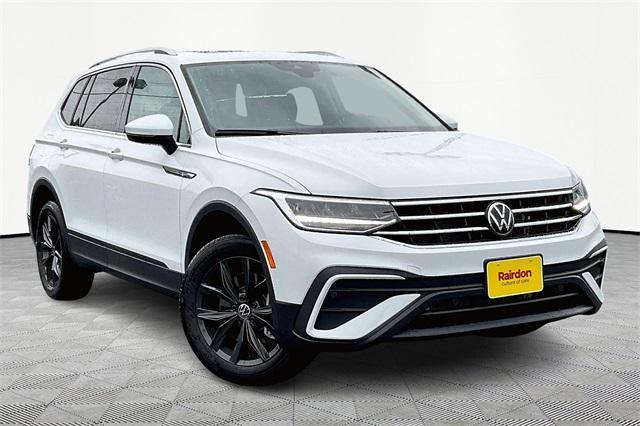 new 2024 Volkswagen Tiguan car, priced at $33,721