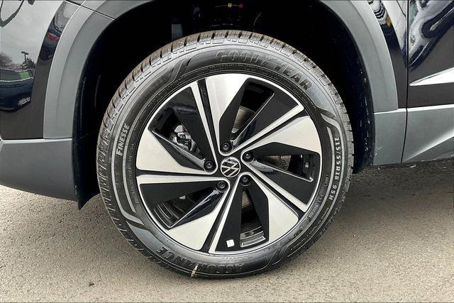 new 2025 Volkswagen Taos car, priced at $28,574