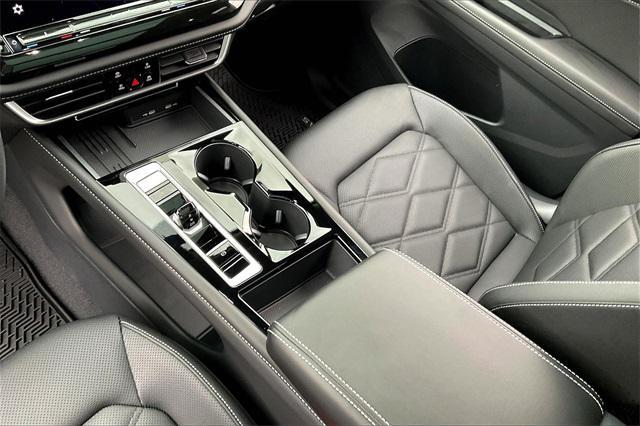 new 2025 Volkswagen Atlas car, priced at $45,960