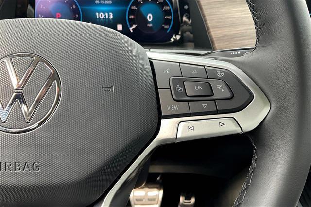 new 2025 Volkswagen Atlas car, priced at $55,394