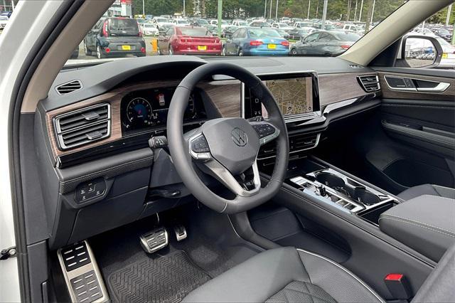 new 2025 Volkswagen Atlas car, priced at $55,394