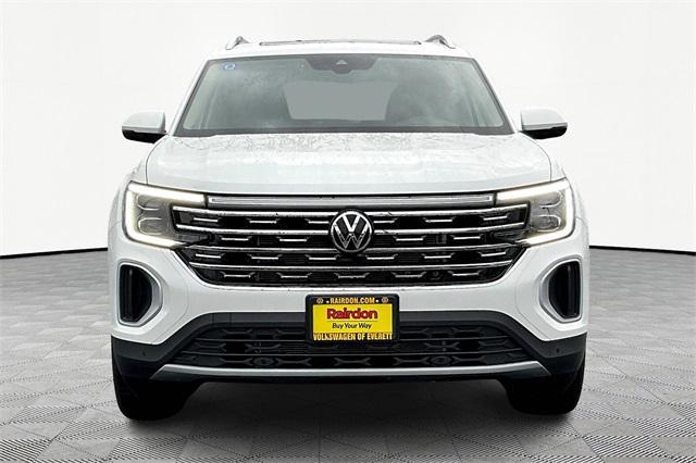 new 2025 Volkswagen Atlas car, priced at $49,586