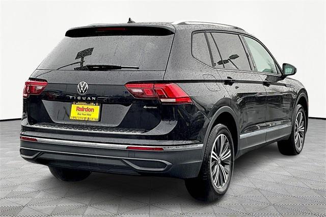 new 2024 Volkswagen Tiguan car, priced at $32,056