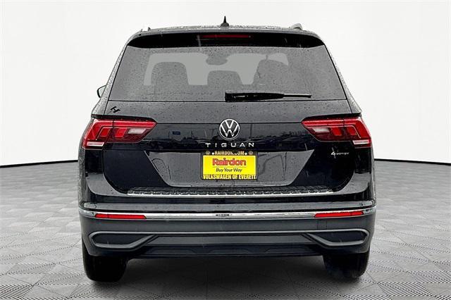 new 2024 Volkswagen Tiguan car, priced at $32,056