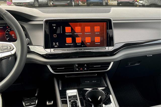 new 2025 Volkswagen Atlas car, priced at $47,059