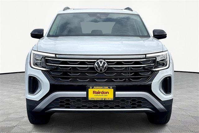 new 2025 Volkswagen Atlas car, priced at $47,059