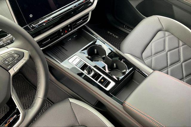 new 2025 Volkswagen Atlas car, priced at $44,491