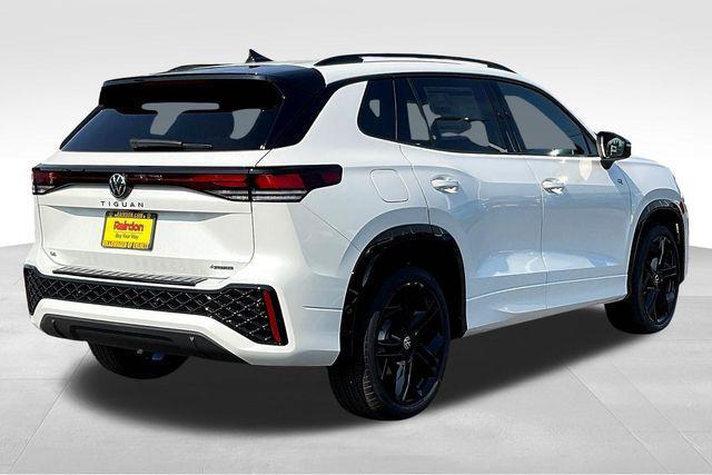 new 2025 Volkswagen Tiguan car, priced at $38,829
