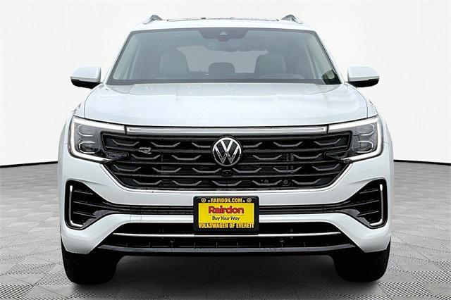 new 2025 Volkswagen Atlas car, priced at $54,699