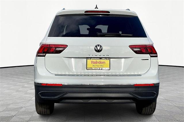 new 2024 Volkswagen Tiguan car, priced at $32,056