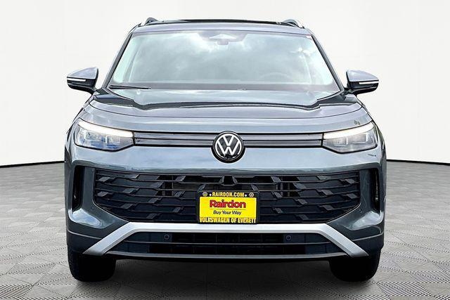 new 2025 Volkswagen Tiguan car, priced at $36,077