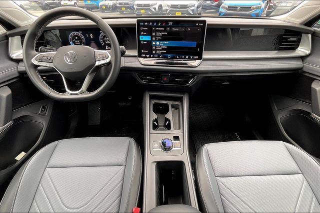 new 2025 Volkswagen Tiguan car, priced at $36,077