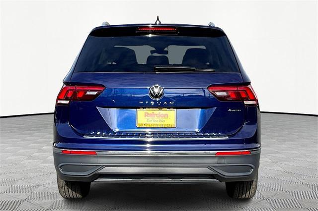 new 2024 Volkswagen Tiguan car, priced at $33,256