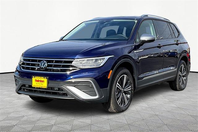 new 2024 Volkswagen Tiguan car, priced at $33,256