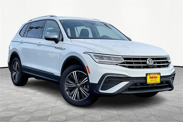 new 2024 Volkswagen Tiguan car, priced at $33,256