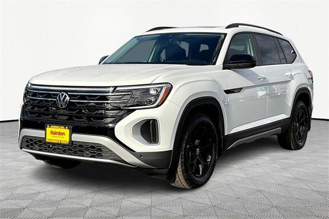 new 2025 Volkswagen Atlas car, priced at $47,586