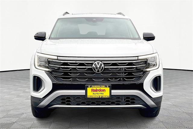 new 2025 Volkswagen Atlas car, priced at $48,059