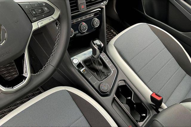 new 2025 Volkswagen Taos car, priced at $27,499