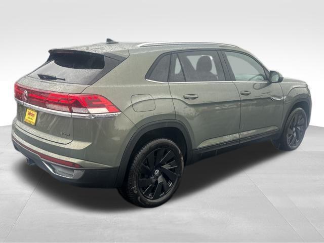 new 2026 Volkswagen Atlas Cross Sport car, priced at $48,441