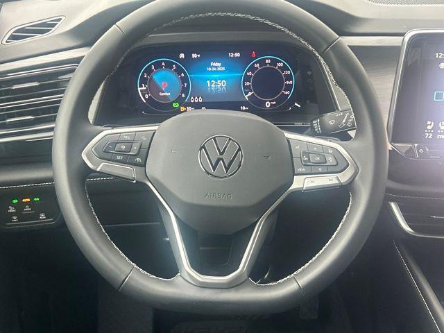 new 2026 Volkswagen Atlas Cross Sport car, priced at $48,441