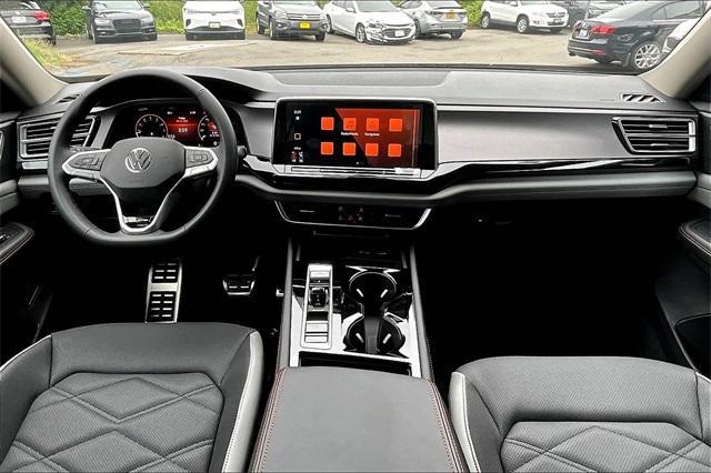new 2024 Volkswagen Atlas car, priced at $47,288