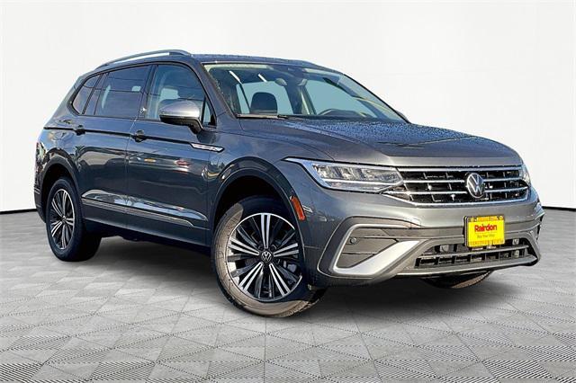 new 2024 Volkswagen Tiguan car, priced at $33,256