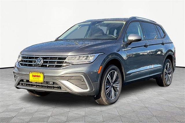 new 2024 Volkswagen Tiguan car, priced at $33,256