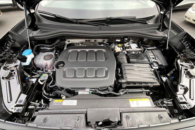 new 2025 Volkswagen Tiguan car, priced at $32,077