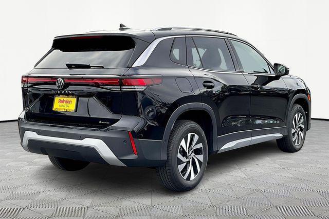 new 2025 Volkswagen Tiguan car, priced at $32,077